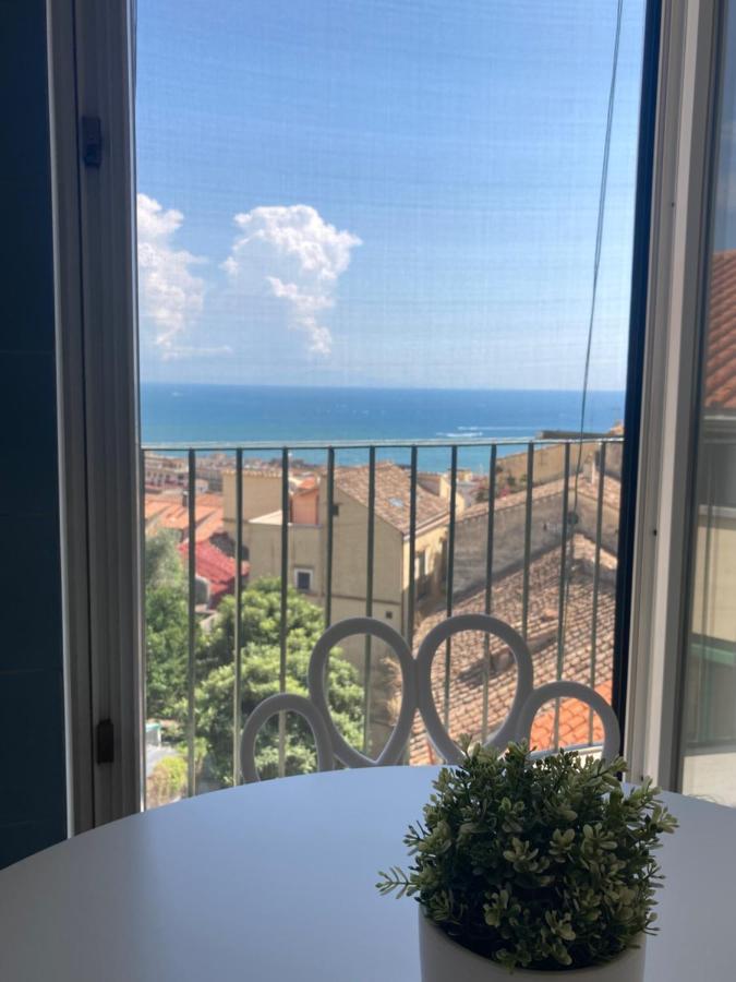 Tutta Un'Altra Vista Lägenhet Salerno Exteriör bild